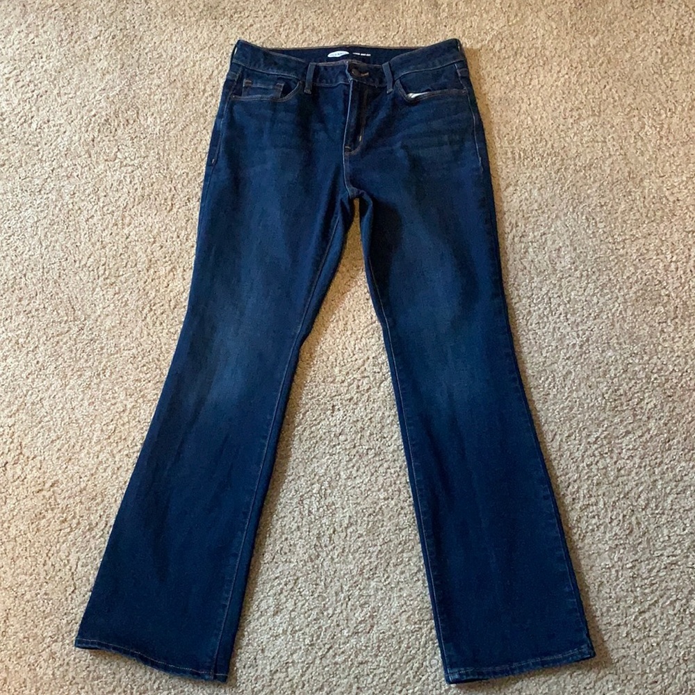 NWOT! OLD NAVY KICKER BOOT CUT JEANS! Size 8short